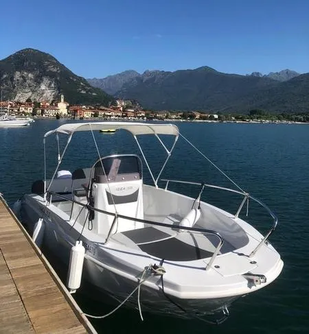 Noleggio barca senza patente nautica