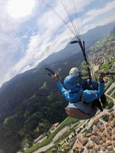 Volo in parapendio biposto tra Pinzolo e Madonna di Campiglio