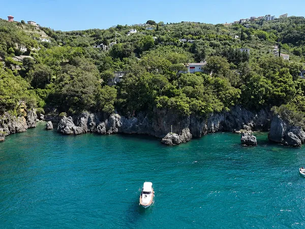 Tour in barca nel Golfo dei Poeti con pranzo a bordo da La Spezia