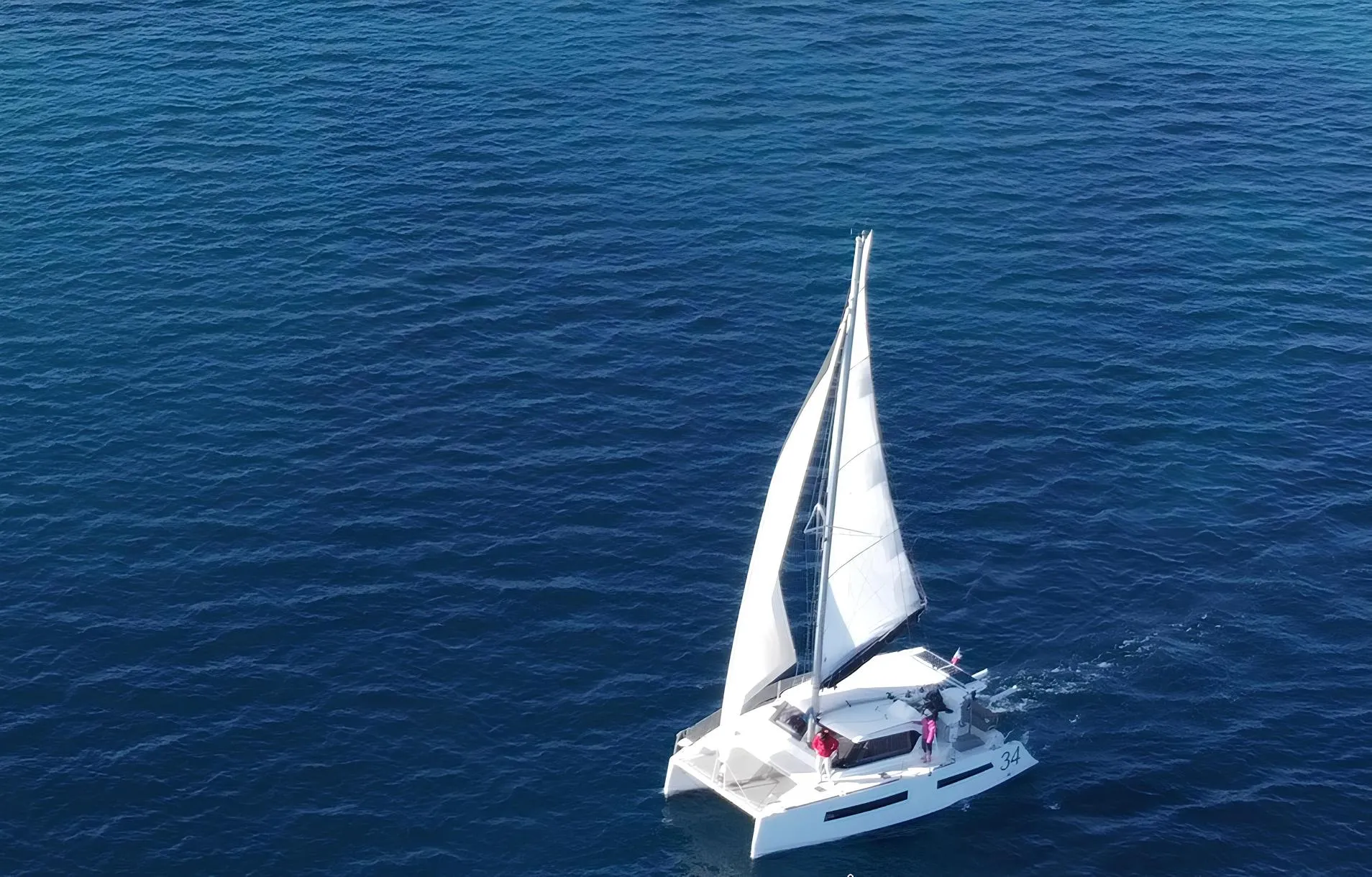 Gita in catamarano nel Golfo degli Angeli dal porto di Cagliari