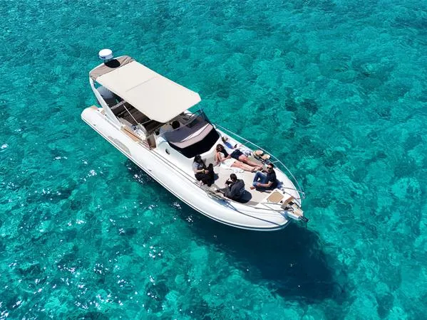 Escursione in barca giornaliera a Favignana e Levanzo da Trapani