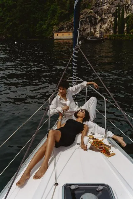 Lake Como sailing tour from Bellagio