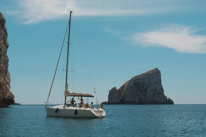 Day sailing in Alghero with lunch and aperitif