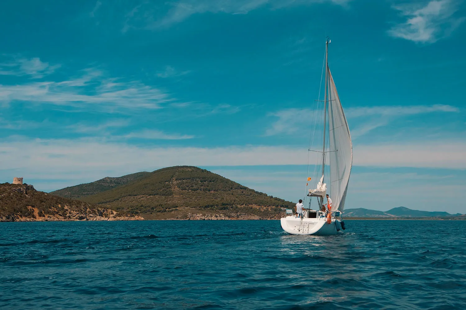 Giornata in barca a vela ad Alghero con pranzo e aperitivo