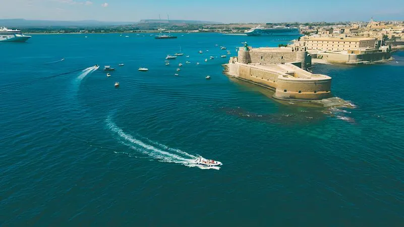 Giro in barca di 2 ore da Ortigia con soste bagno