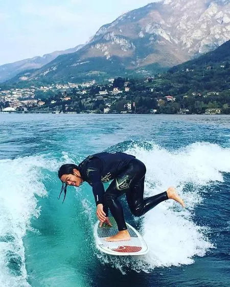 Wakesurfing on Lake Como