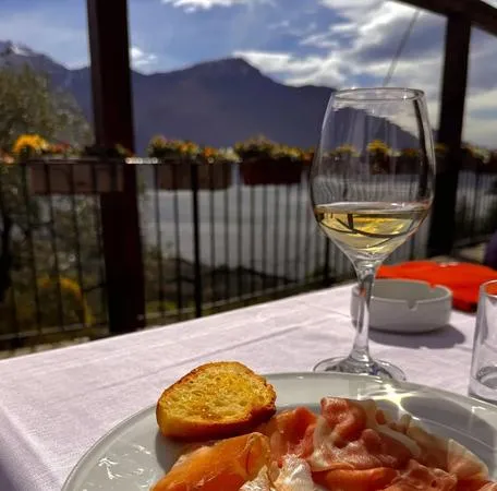 Degustazione Vini al Lago di Como
