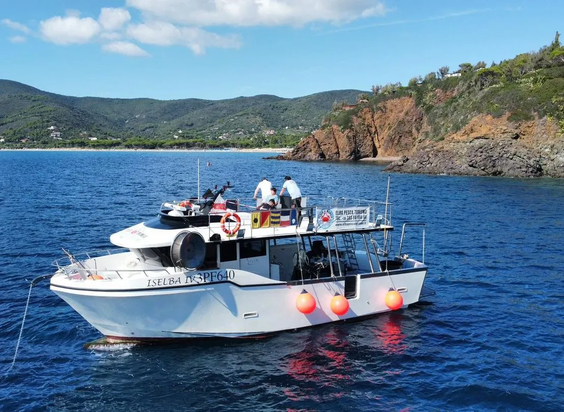 Giornata in barca con pescaturismo sull'Isola d'Elba