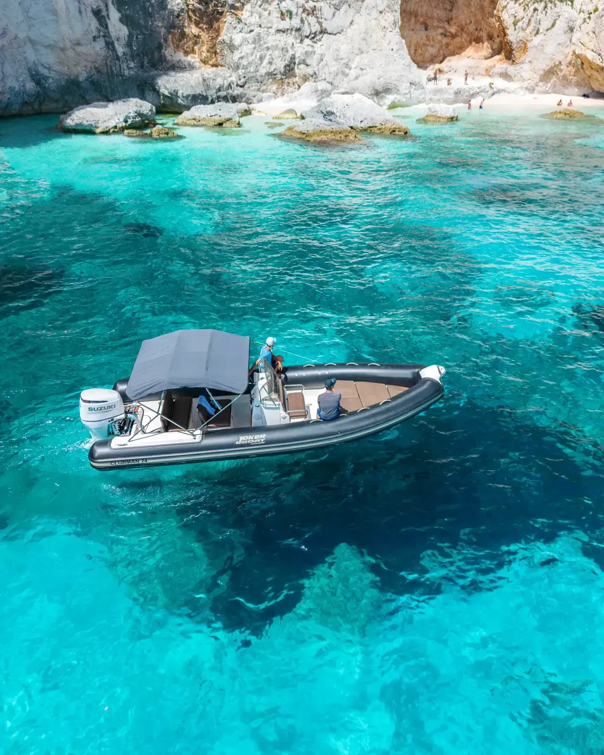 Giornata in gommone privato con skipper a Cala Goloritzé