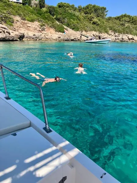 Escursione in gozzo di mezza giornata con snorkeling da Alghero