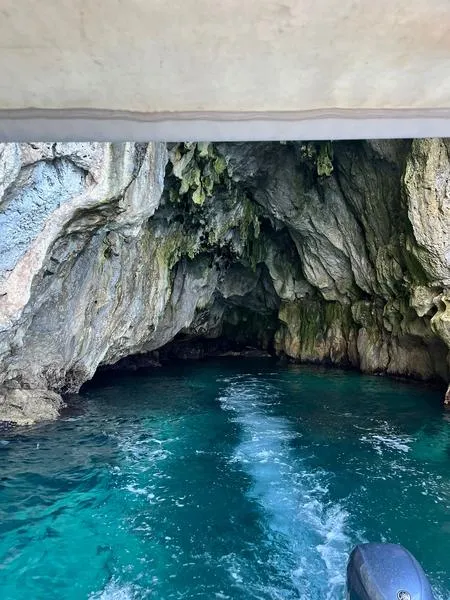 Tour in barca di Ortigia e delle grotte marine con sosta bagno