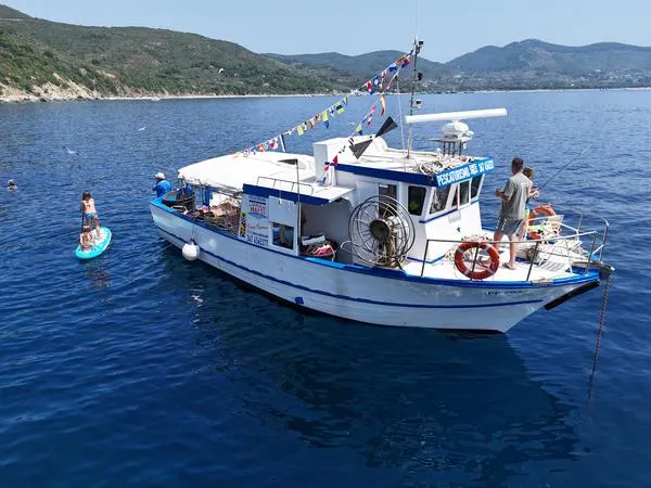 Pescaturismo all'Isola d'Elba con cena al tramonto da Marina di Campo