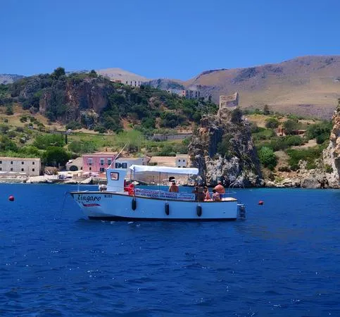 Escursione in barca di mezza giornata da Castellammare del Golfo alla Riserva dello Zingaro