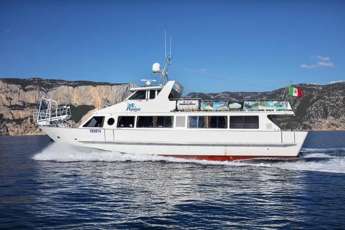 Minicrociera da Cala Gonone a Cala Luna e Cala Sisine