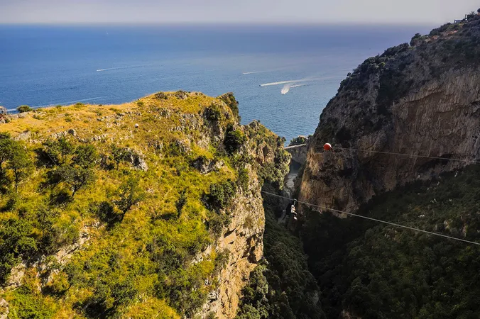 Zipline in Costiera Amalfitana a Furore