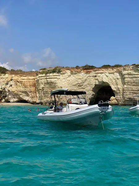 Tour in barca da Otranto alla Baia dei Turchi con aperitivo a bordo