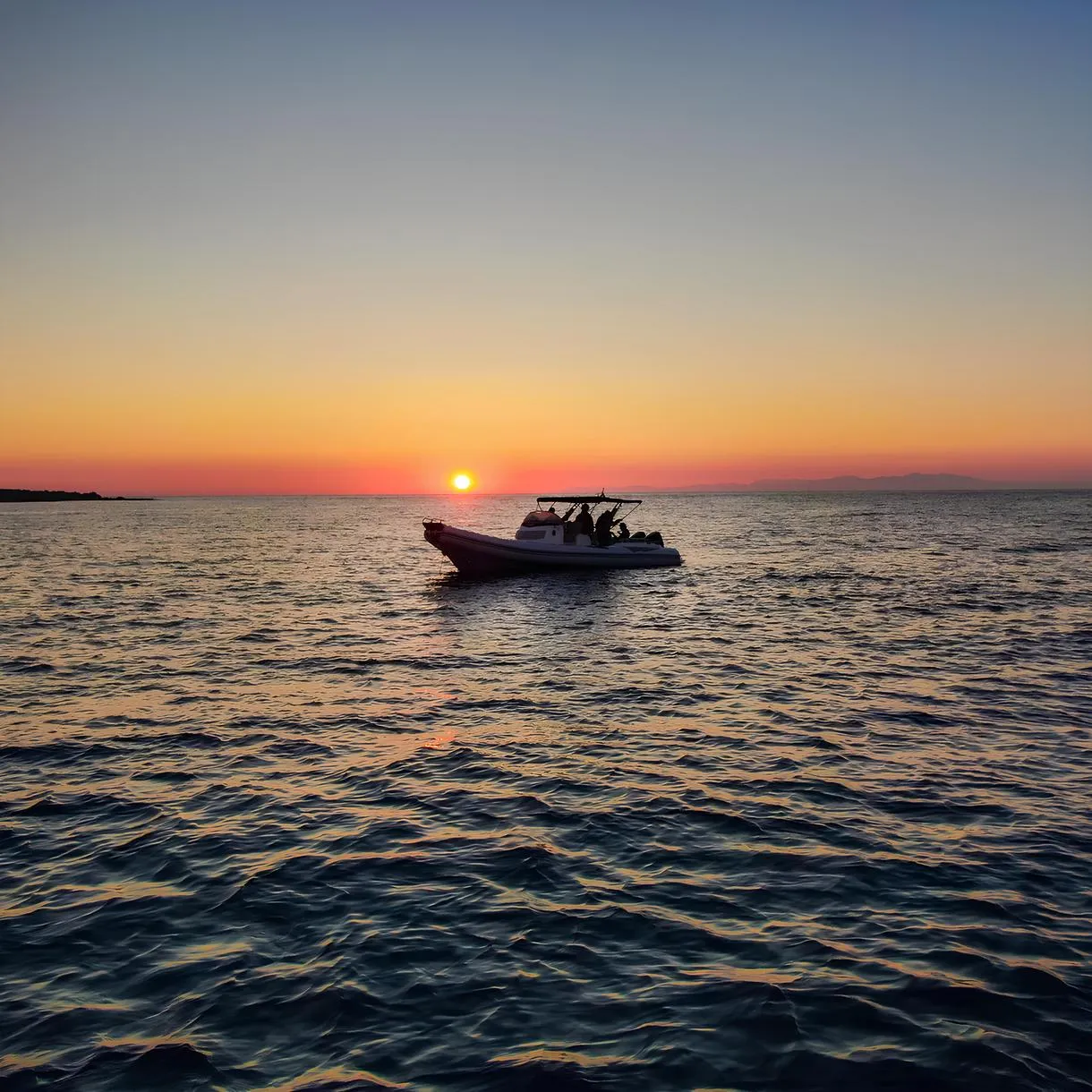 Tour in barca all'alba da Otranto con colazione a bordo