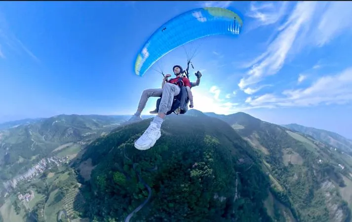 Volo in parapendio biposto fuori Forlì