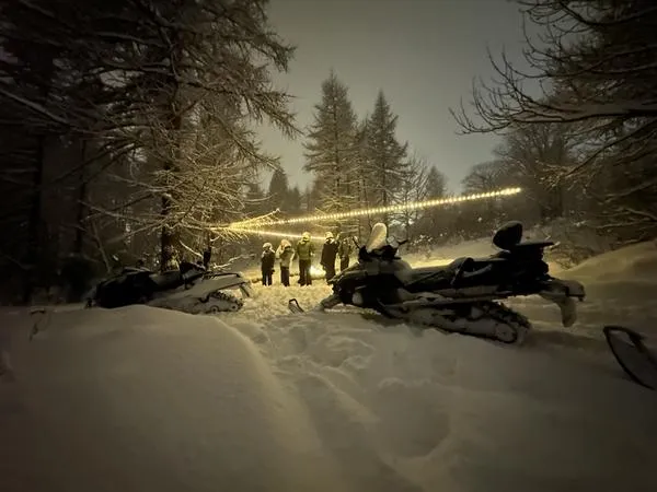 Escursione in motoslitta con aperitivo a Sestriere