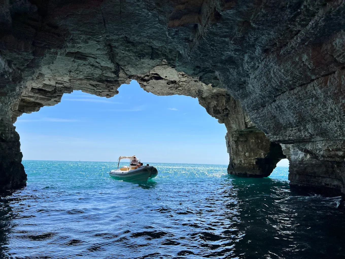 Noleggio gommone senza patente a Vieste