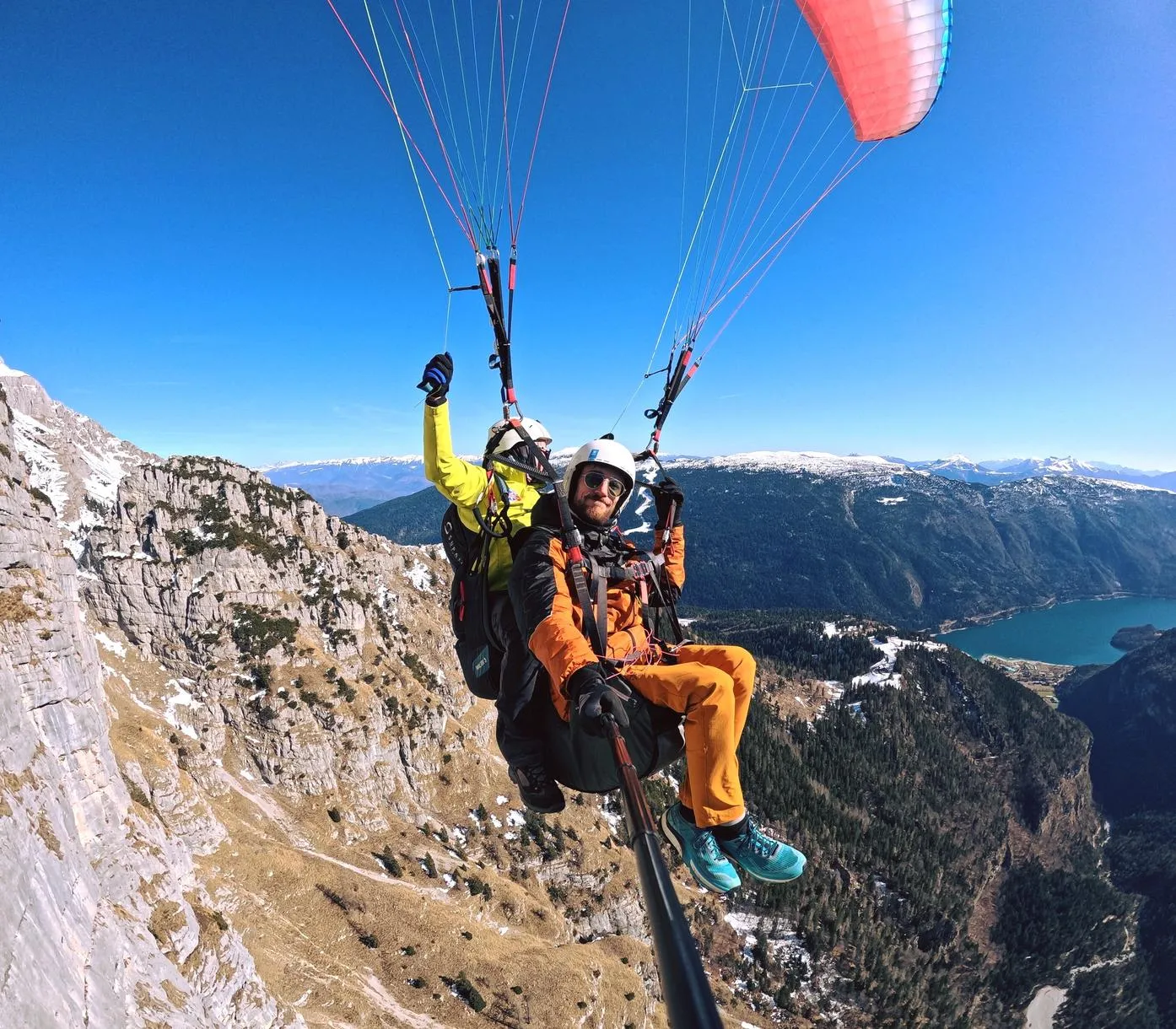 Volo in parapendio sulle Dolomiti del Brenta da Molveno
