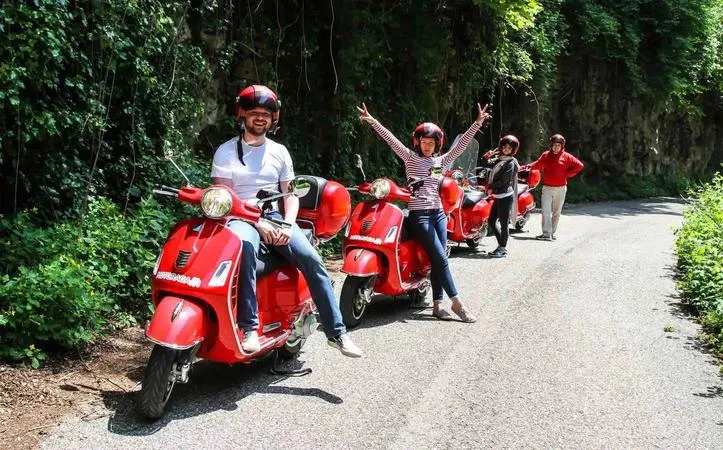Giro in vespa da Desenzano del Garda
