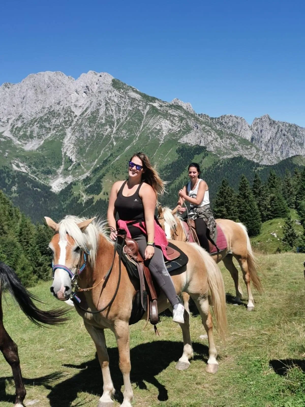 Passeggiata a cavallo in Val Seriana vicino al Lago d'Iseo