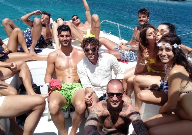 3-hour group boat tour from Santa Maria di Leuca