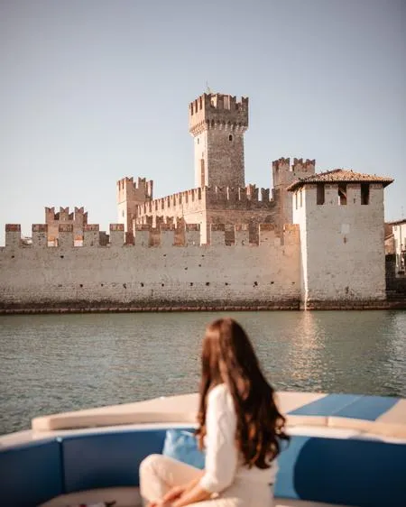 Giro in barca privato della Penisola di Sirmione