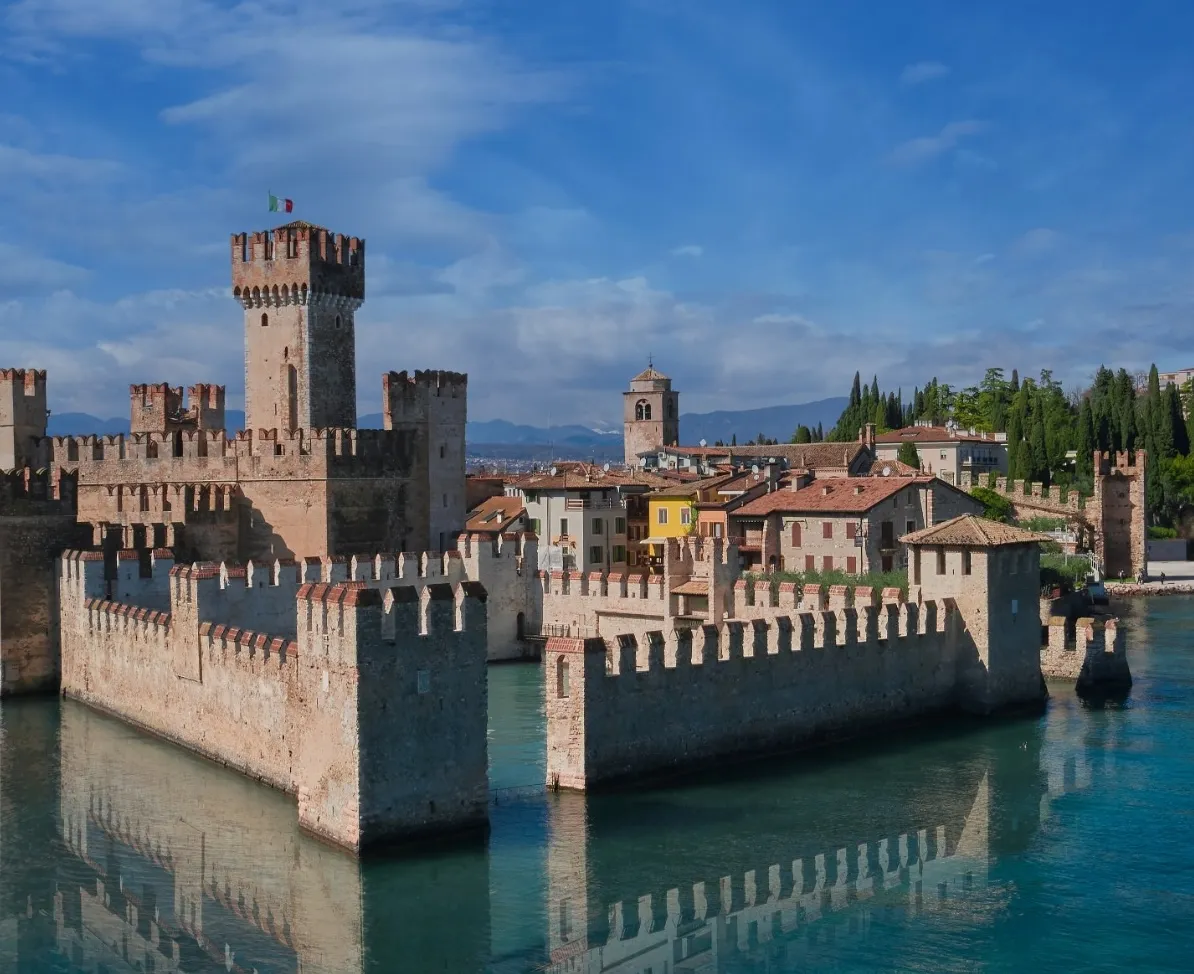 Giro in barca privato della Penisola di Sirmione