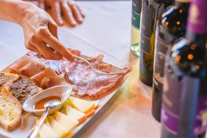 Pranzo con degustazione vini alla Cantina Palagetto a San Gimignano