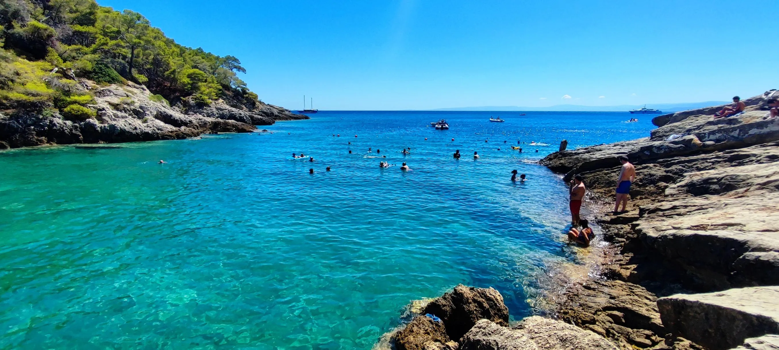 Tour in motonave alle Isole Tremiti da Vieste con giro dell'Arcipelago