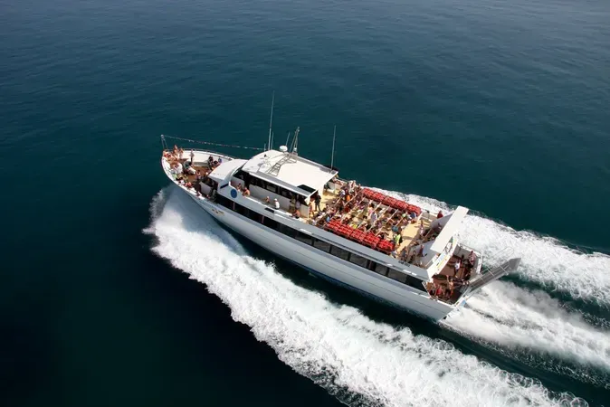 Tour in motonave alle Isole Tremiti da Peschici con giro dell'Arcipelago