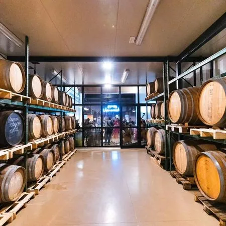 Visita e degustazione di birra con aperitivo a Carate Brianza