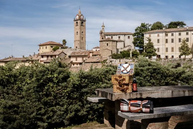 E-bike tour with picnic in the Langhe region
