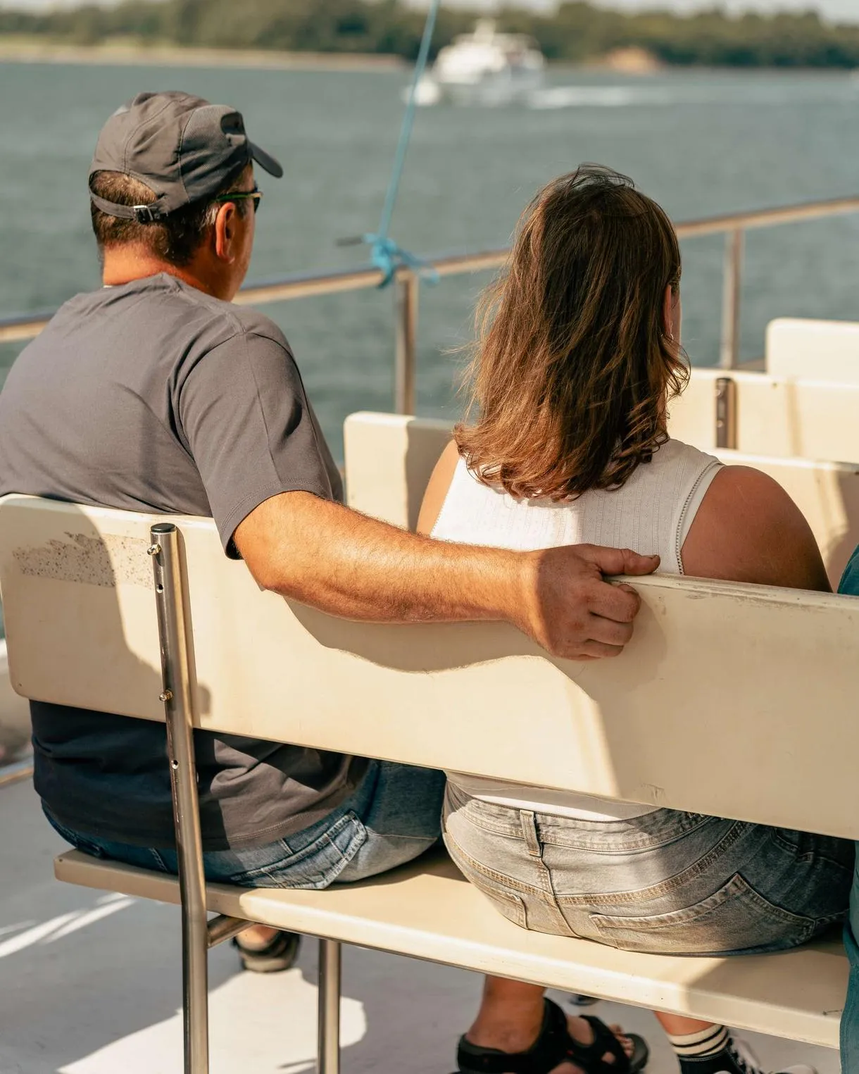Gita in barca a Burano con visita ad una vetreria da Venezia