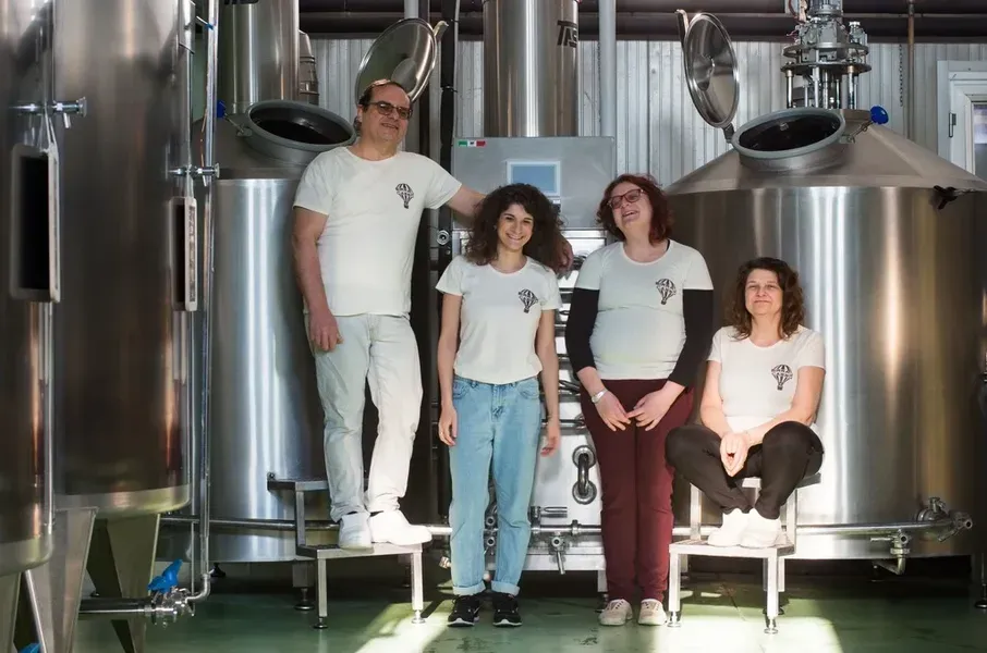 Visita e degustazione di birra artigianale nelle Langhe