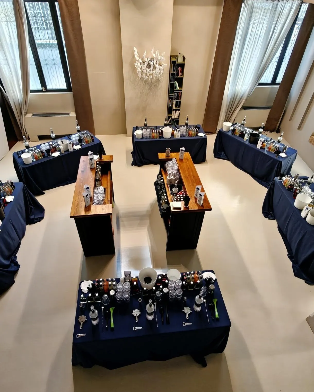 Corso di Mixology a Milano per principianti con aperitivo