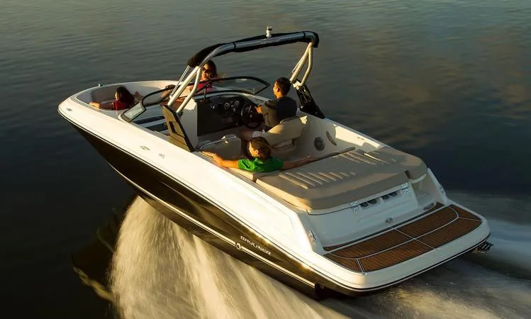Bayliner VR5
