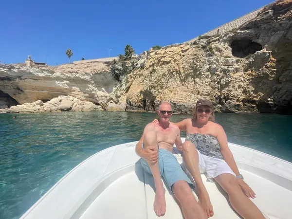 Escursione in barca condivisa tra Ortigia e baia della Pillirina