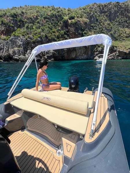 Noleggio barca senza patente da Castellammare del Golfo