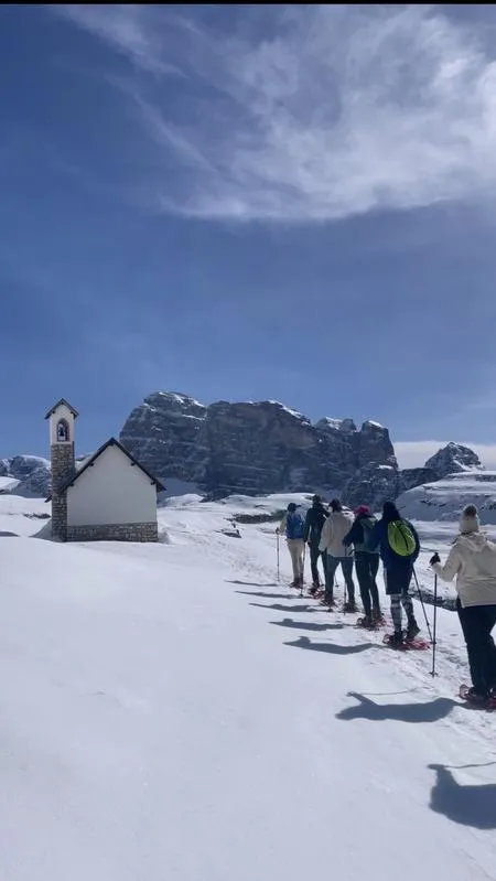 Ciaspolata alle Tre Cime di Lavaredo e discesa con lo slittino
