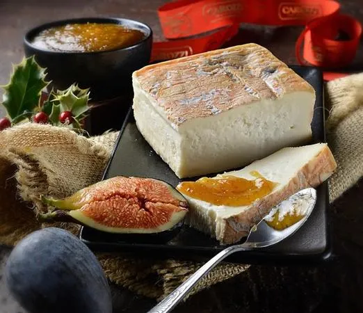 Visita al caseificio e degustazione di formaggio in Valsassina a Pasturo