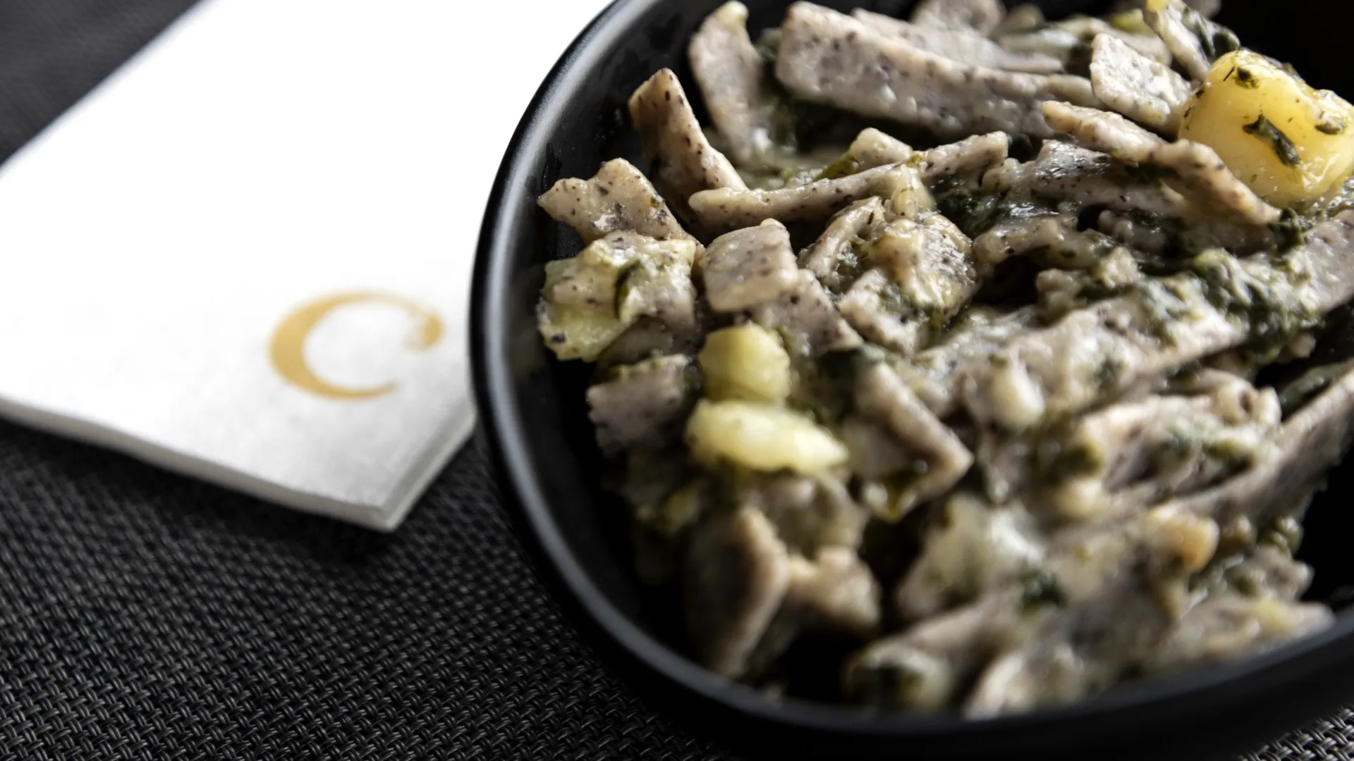 Degustazione di formaggio in Valsassina a Pasturo