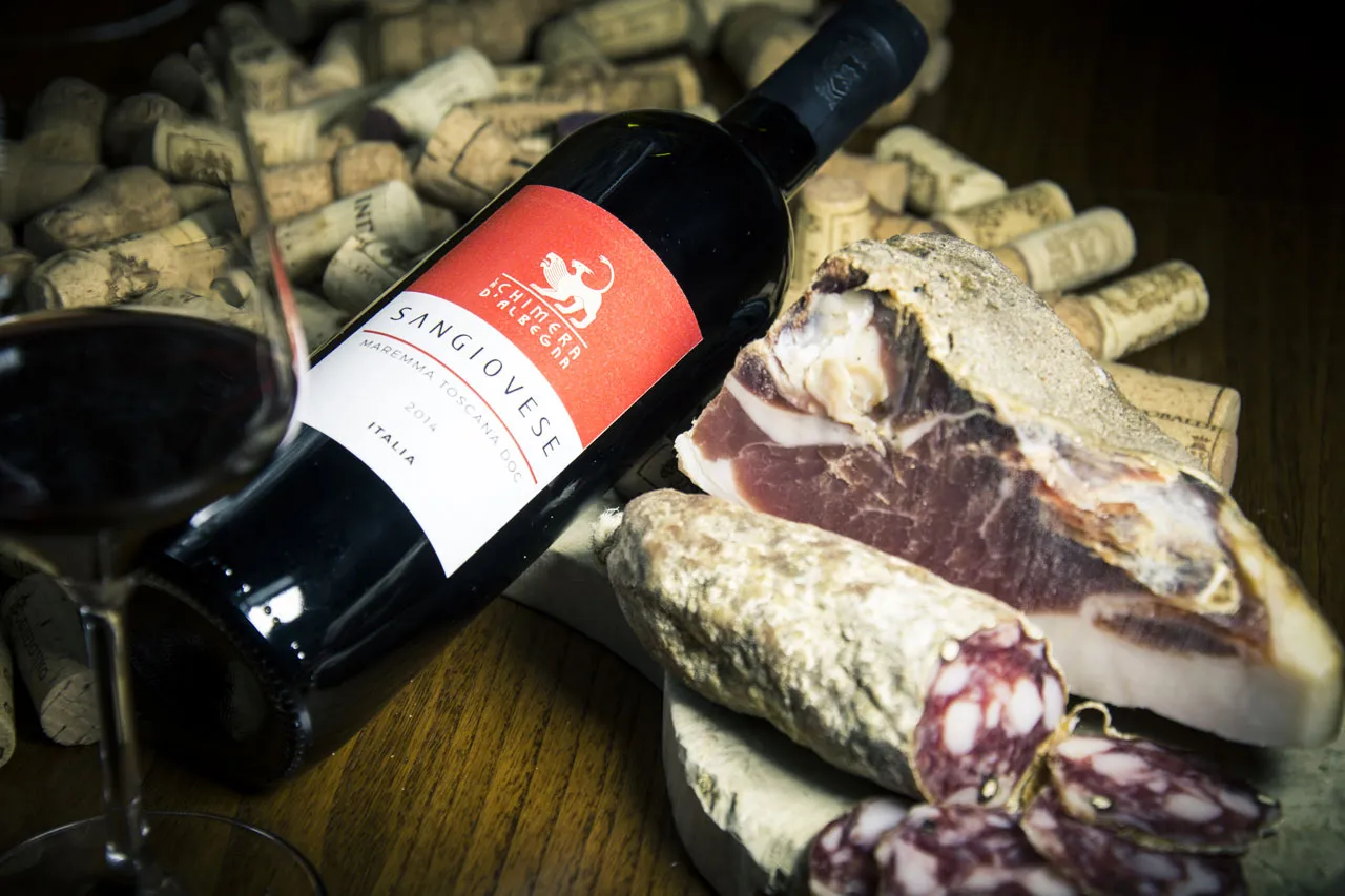 Tour dei vigneti con degustazione di vino e olio alla cantina La Chimera D'Albegna in provincia di Grosseto