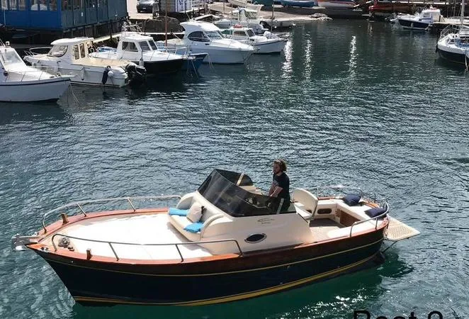 Tour in motoscafo sul Lago d'Iseo da Lovere