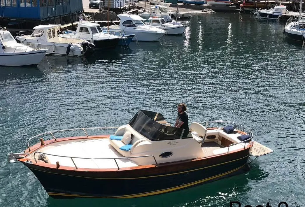 Tour in motoscafo sul Lago d'Iseo da Lovere