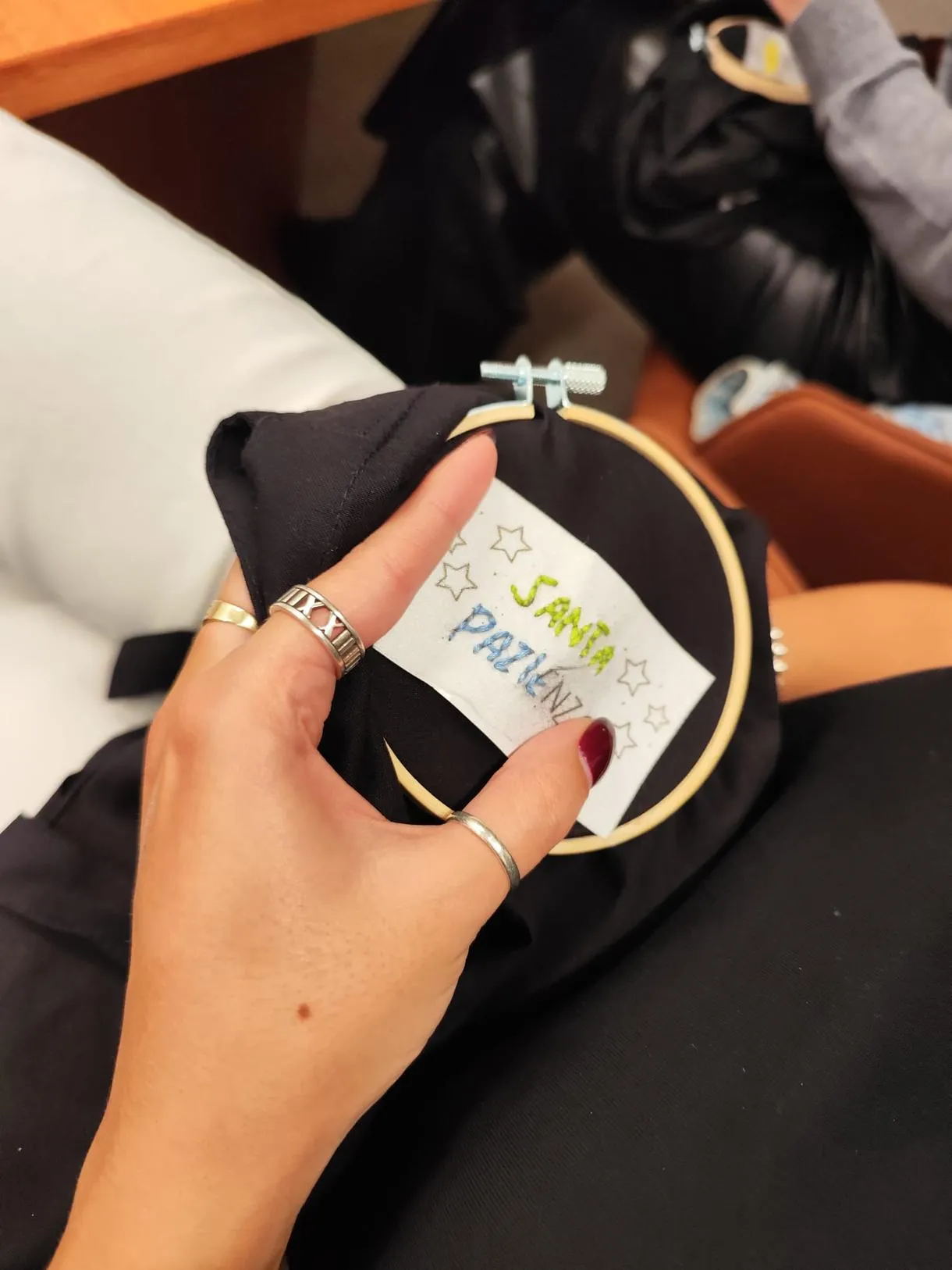 Workshop di ricamo creativo con aperitivo a Milano (TBD)