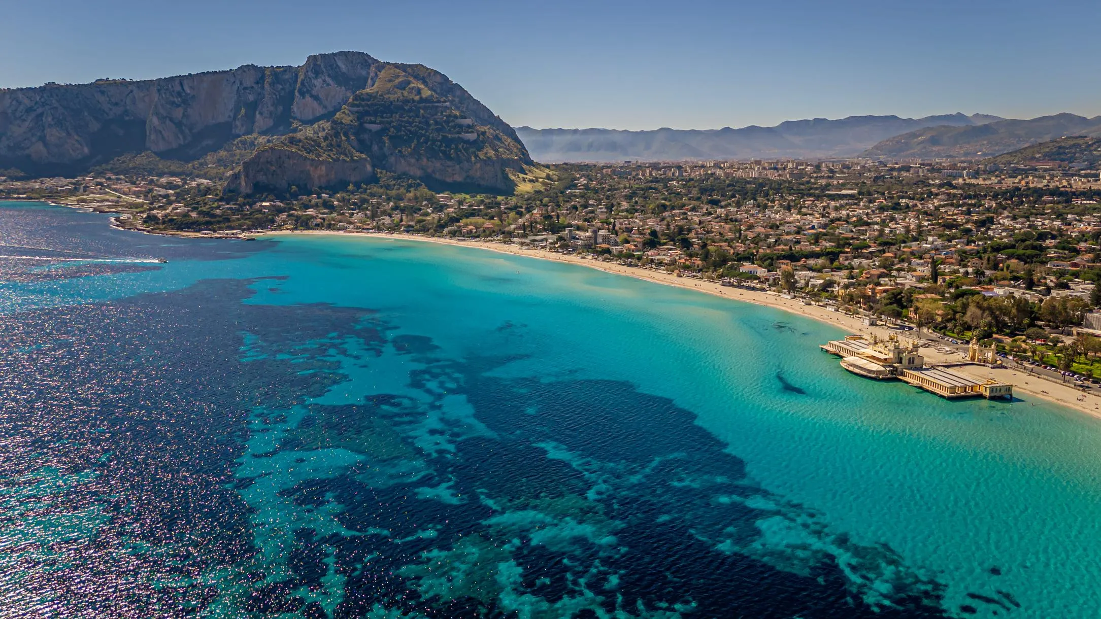 Tour in barca a Mondello e Capo Gallo con aperitivo a bordo da Palermo