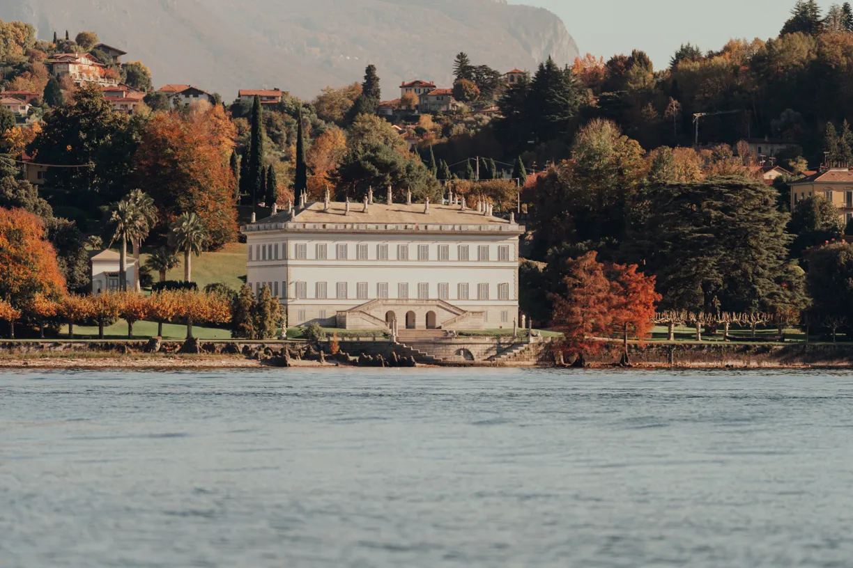 Tour di gruppo in catamarano sul Lago di Como